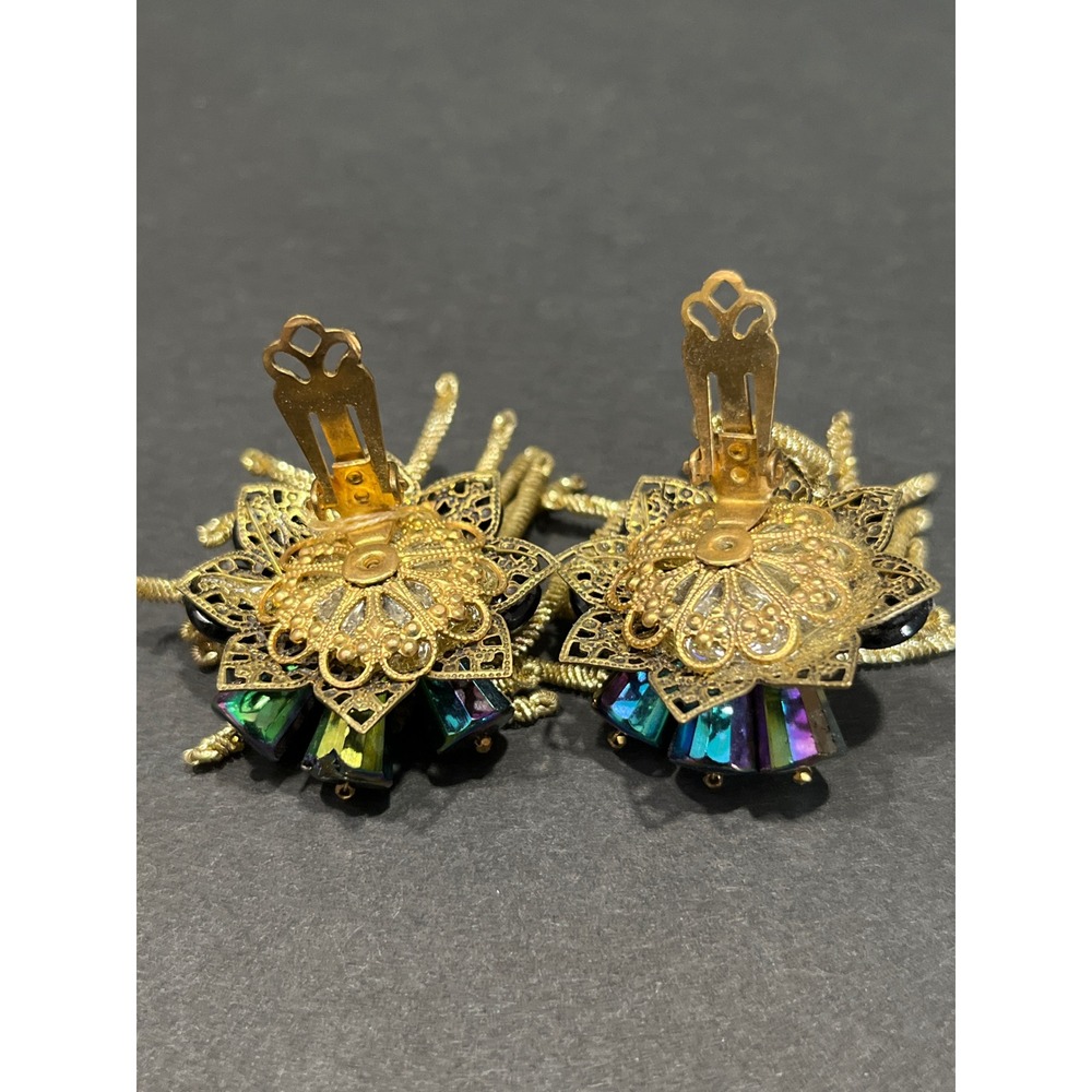 Vintage Gold Tone Filigree Iridescent Bead Bangle Bracelet & Clip Earring Set - Picture 6 of 6